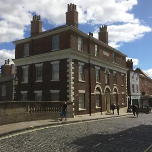  Apartment Centre - The Old Committee Room-free Parking
