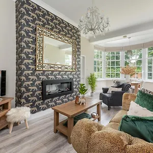  Apartment Spacious In The Heart Of I Pass The Keys